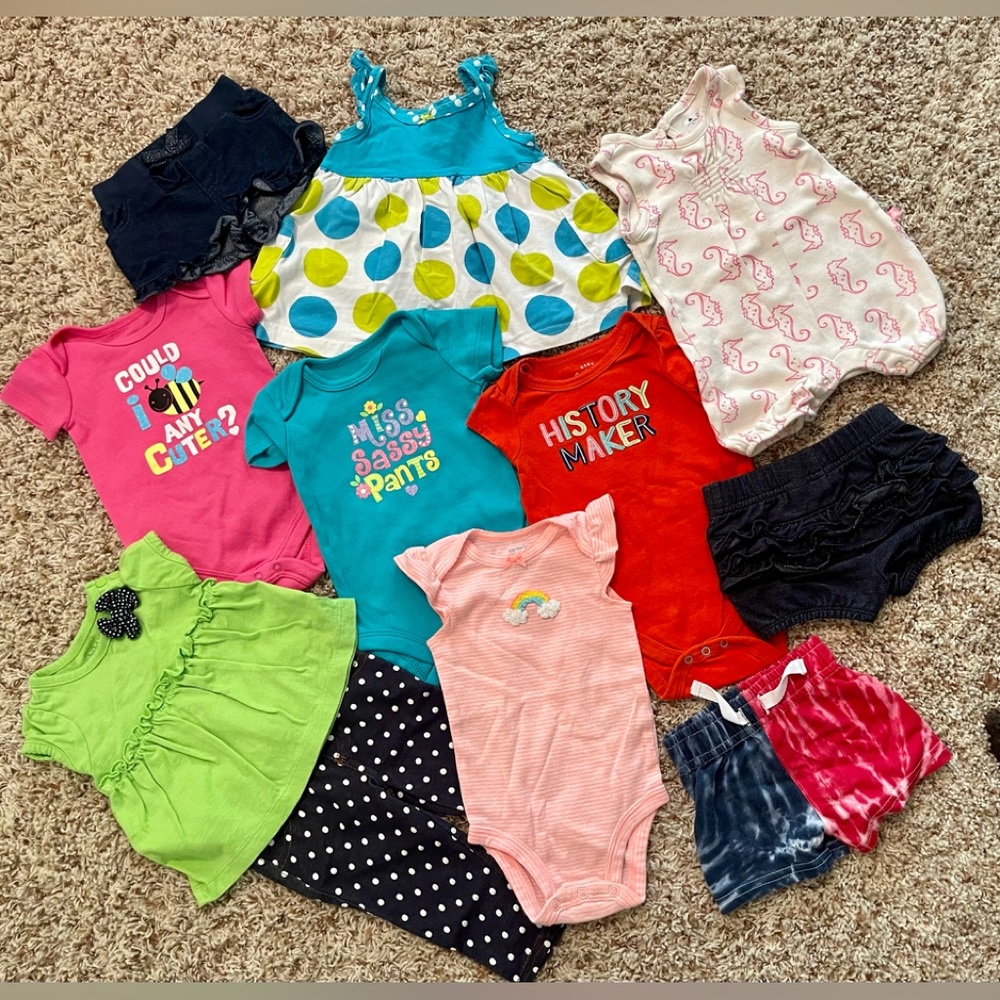 Lot of 10 Baby Clothing Items 0-3 Months